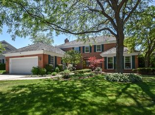 2515 Indian Ridge Dr, Glenview, IL 60026