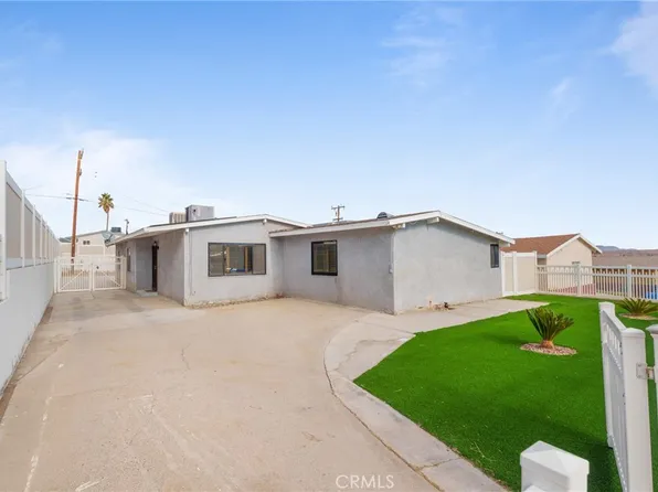 913 E Virginia Way, Barstow, CA 92311