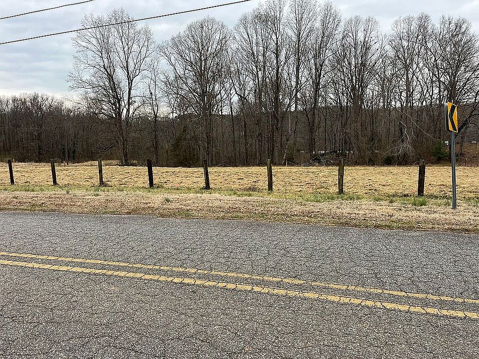 1st image of 230 Blackwelder Farm Dr