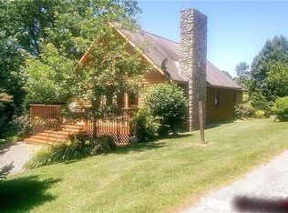 157 Shawtown Rd, Glade Valley, NC 28627