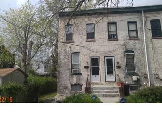 8 Chase Ct, Trenton, NJ 08638