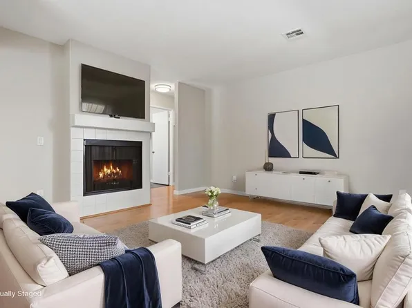 10331 Azuaga St Unit 231, San Diego, CA 92129