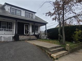 388 Wellington Ave, Cranston, RI 02910