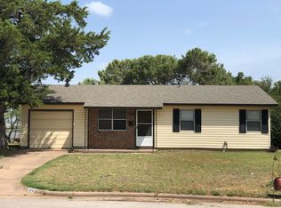 106 N Kirkwell Cir, Wichita Falls, TX 76302