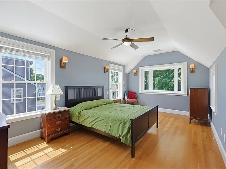 11 Hatfield Rd — Photo 18