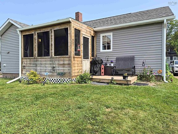 4th image of 16 Copp Ave