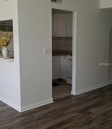3rd image of 1921 58th Ave N APT 11
