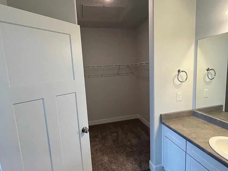 13537 Poole Dr #302 — Photo 9
