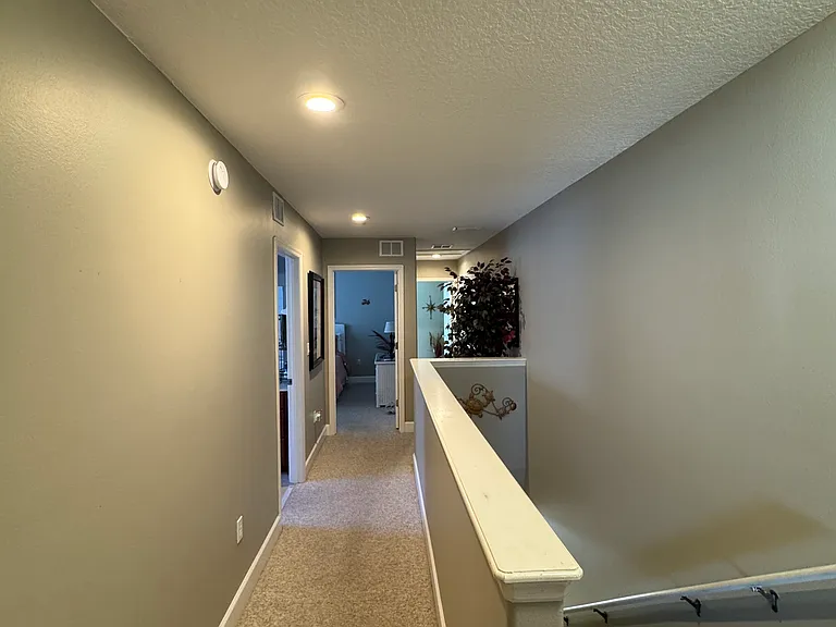 225 Lincoln Ave — Photo 29