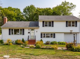 5 King Edward Rd, West Hartford, CT 06117