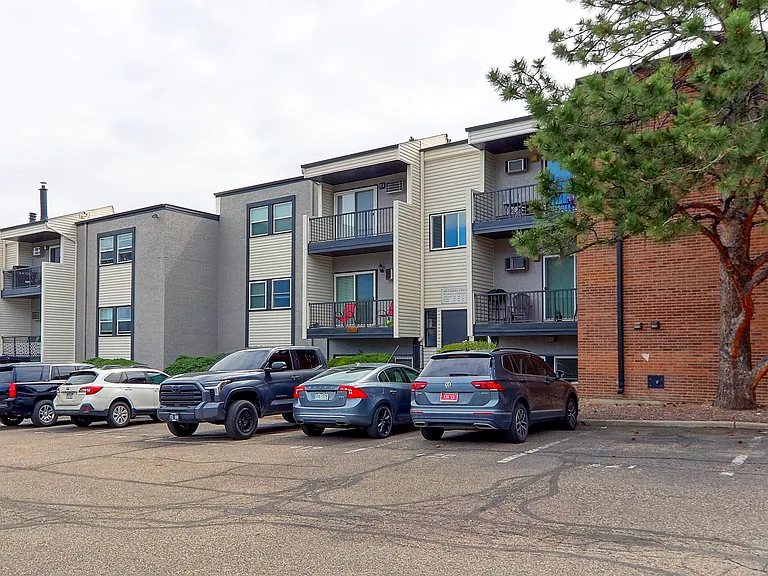 1400 Golden Cir #311 — Photo 34