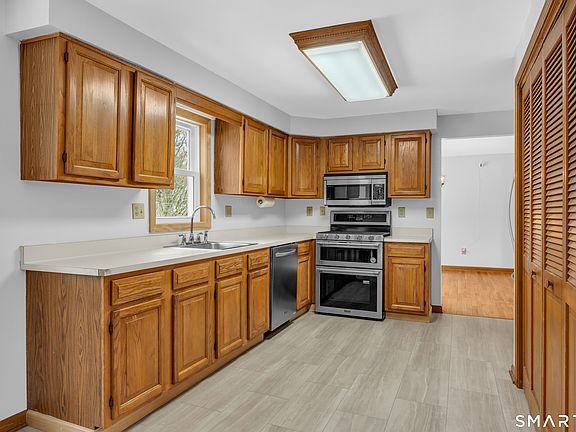 2nd image of 26 Pent Road