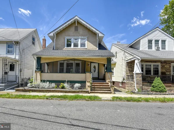 13 Budd St, Mount Holly, NJ 08060