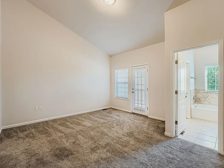 10578 E Jewell Ave — Photo 10