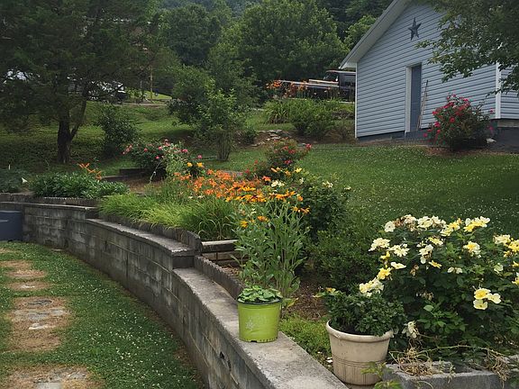 2nd image of 187 Carter Minton Dr