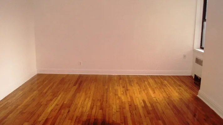 Rented by Goldfarb Properties | media 9