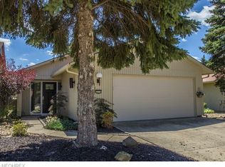 22173 Meadownorth Ct, Strongsville, OH 44149