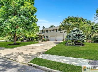 20 Ryan Rd, Cranbury, NJ 08512