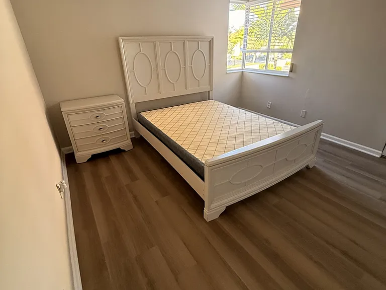 Guest bedroom furniture