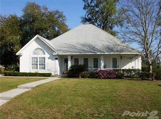 1 Hummingbird Ct, Savannah, GA 31419