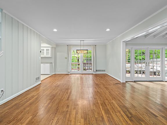Open concept living room & dining area