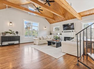 11 Crowley Rd, Burlington, MA 01803