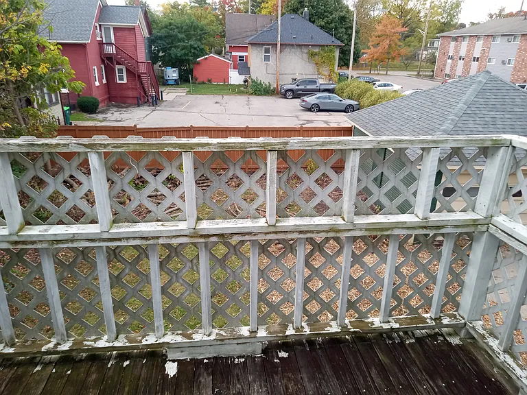307 N Walnut St #307 — Photo 9