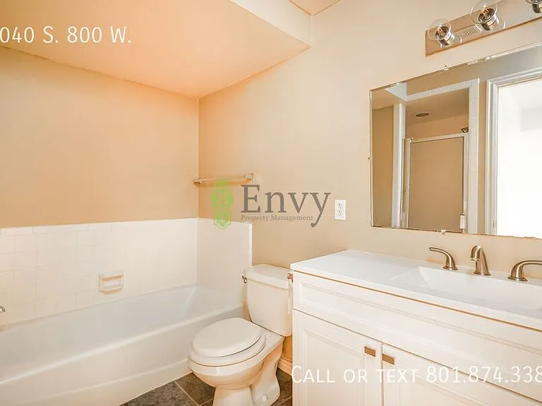 1040 S 800 W — Photo 22