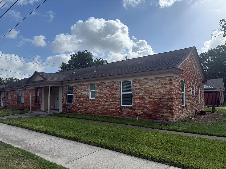 6525 Renwick Dr #A