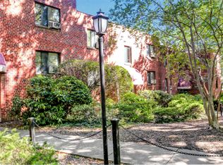 1577 N Colonial Ter APT 305Y, Arlington, VA 22209