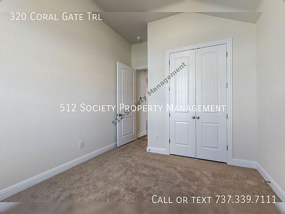 5th image of 320 Coral Gate Trl