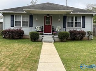 2009 8th St SE, Decatur, AL 35601