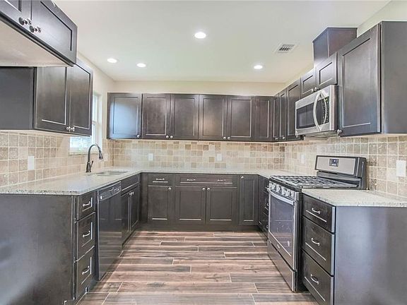 2nd image of 7821 Standley St