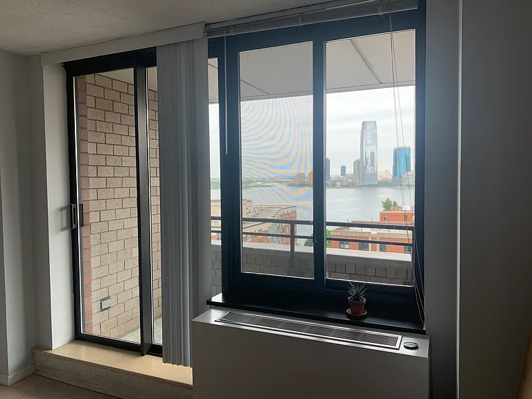 200 Rector Pl #15D — Photo 3