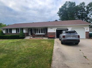 2326 Monica Ln, Muskegon, MI 49442
