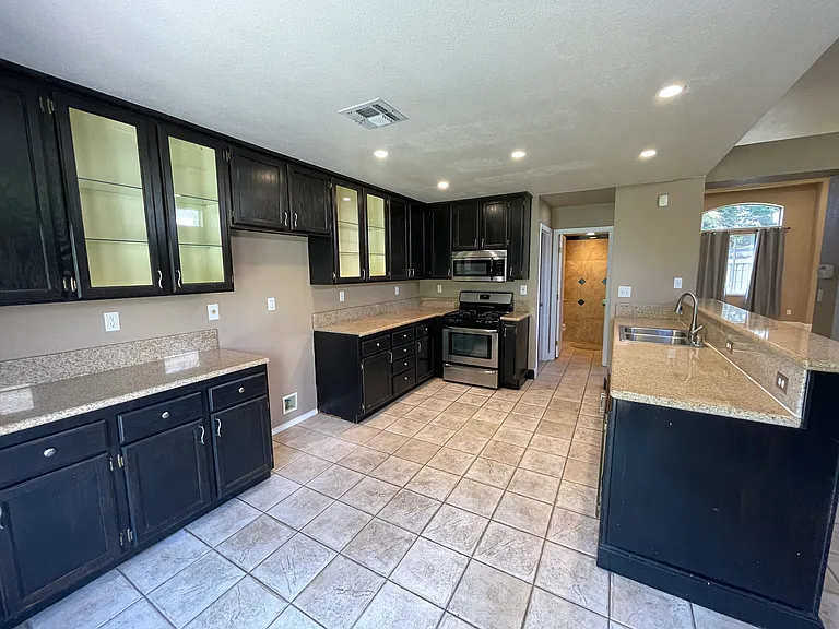 8255 Point Arena Ct — Photo 11