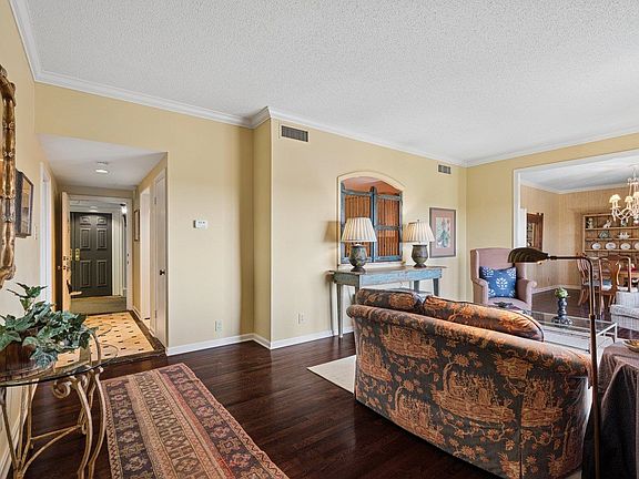 5th image of 475 N Highland St APT 11C