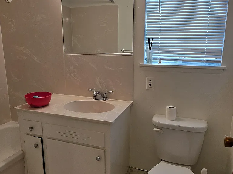 2119 Central Ave #G — Photo 8