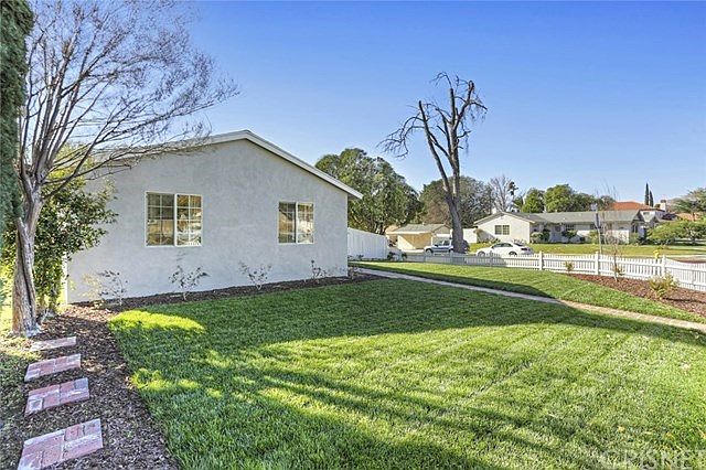 2nd image of 17068 Rinaldi St