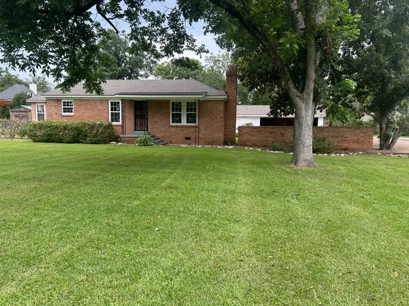 113 E Park Ave, Greenwood, MS 38930