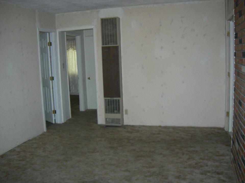 2nd image of 532 Mason Ave
