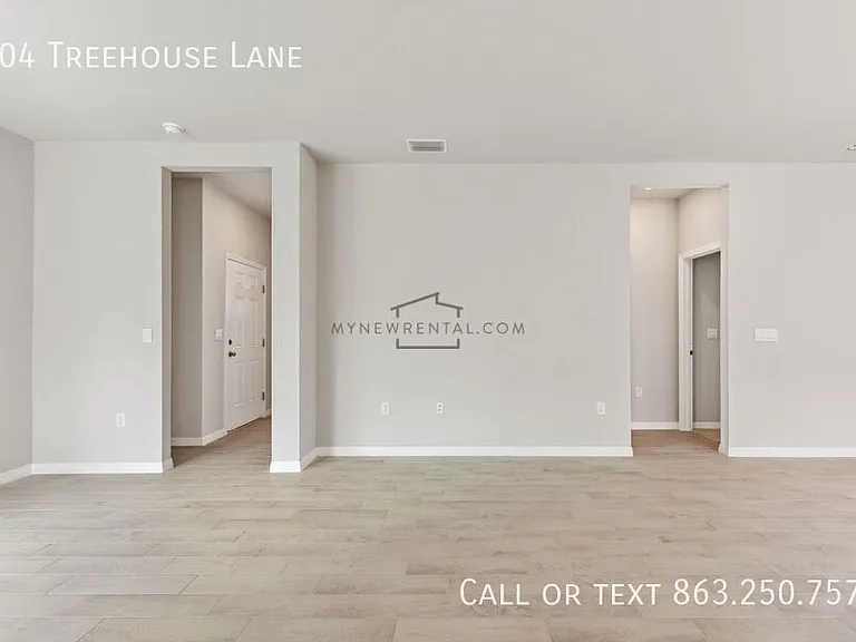 704 Treehouse Ln — Photo 14