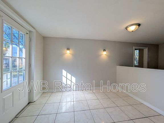 4th image of 3574 Indigo Dr