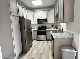 201 E Lafayette St #2E, Jackson, TN 38301