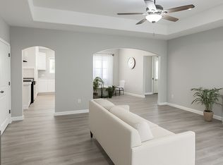 651 Cherokee Rd, Lake Ozark, MO 65049