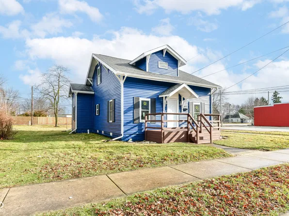 302 Main St, Shirley, IN 47384