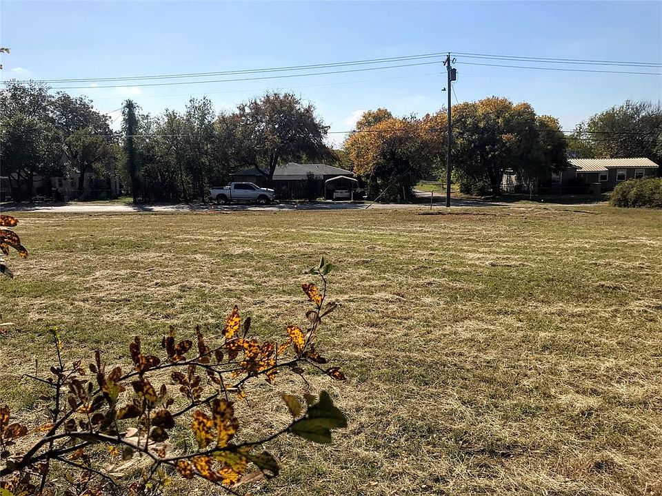 2nd image of 908 SW 10th St