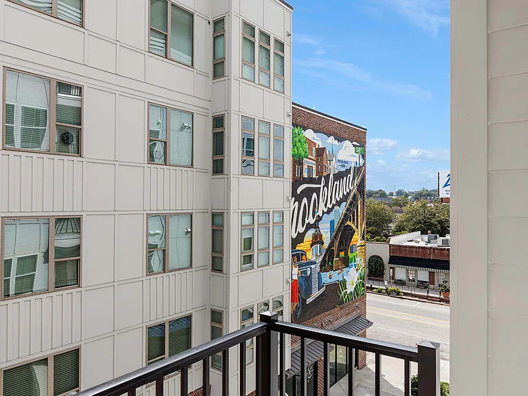 B2 Balcony View