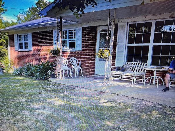 565 Keavy Rd