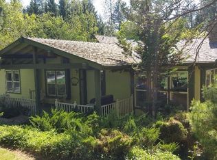 952 Ferry Rd, Grants Pass, OR 97526